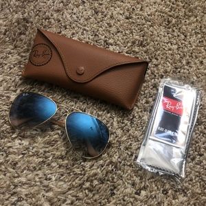Ray-Ban AVIATOR CLASSIC